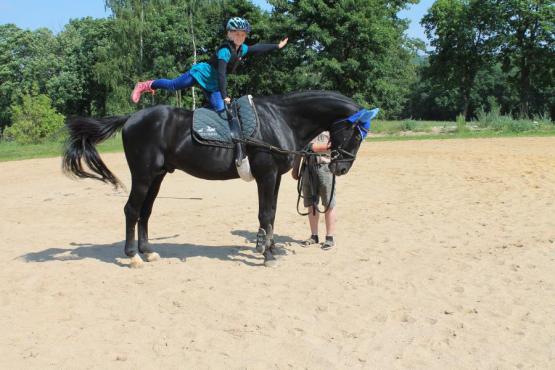 Letní dětský tábor u koní