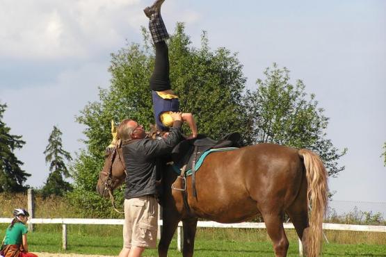 Letní dětský tábor u koní