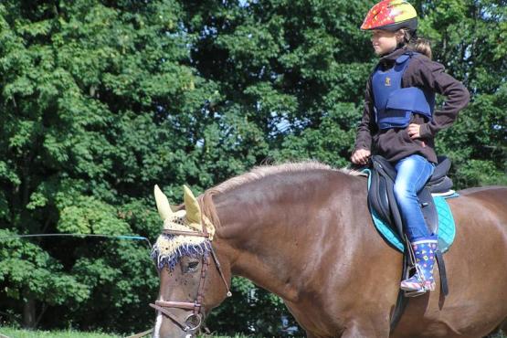 Letní dětský tábor u koní