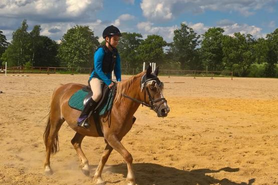 Veronika SEDLÁKOVÁ - hobby jezdkyně 